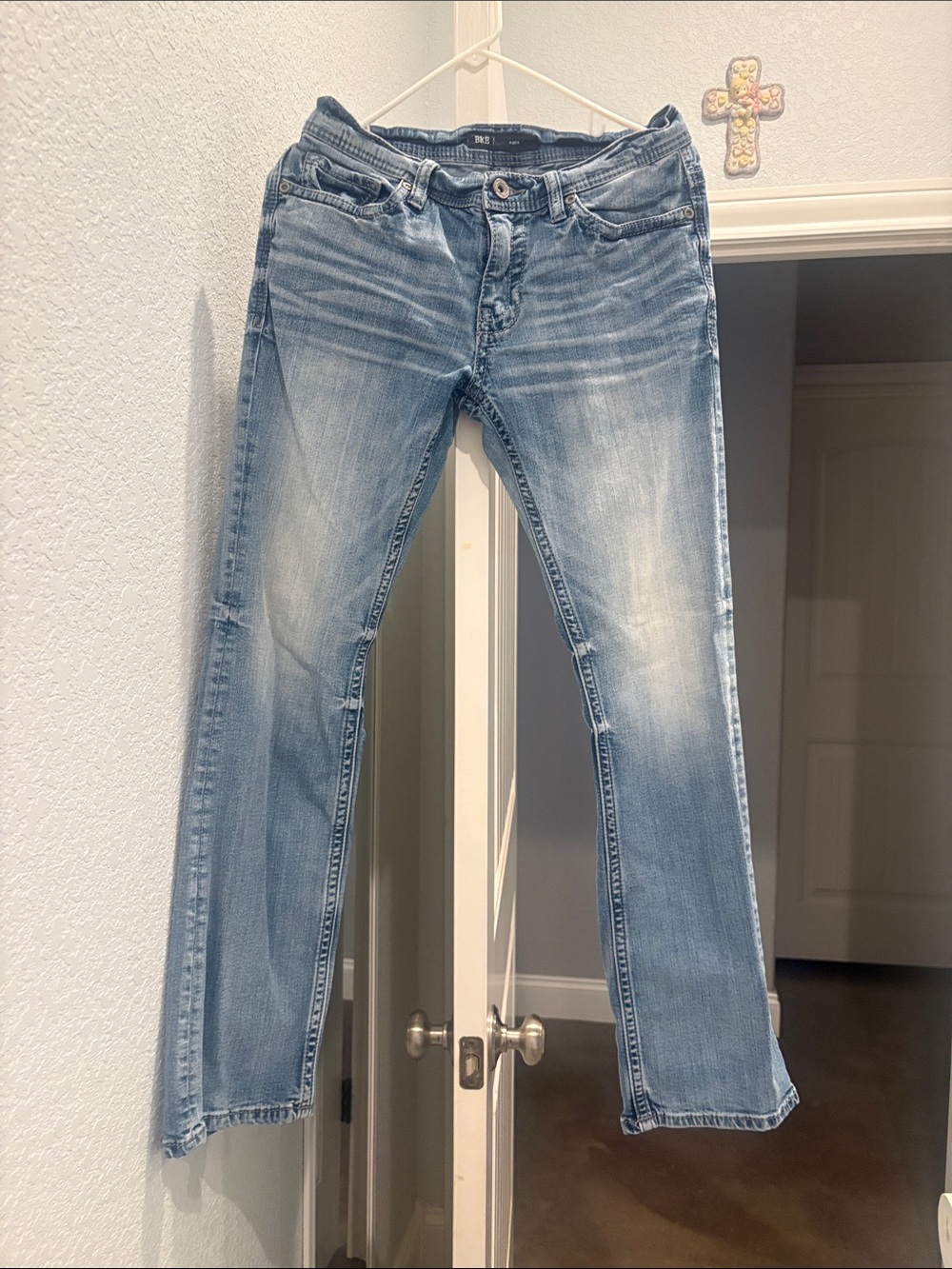 BKE Men's Light Blue Slim Straight Jeans